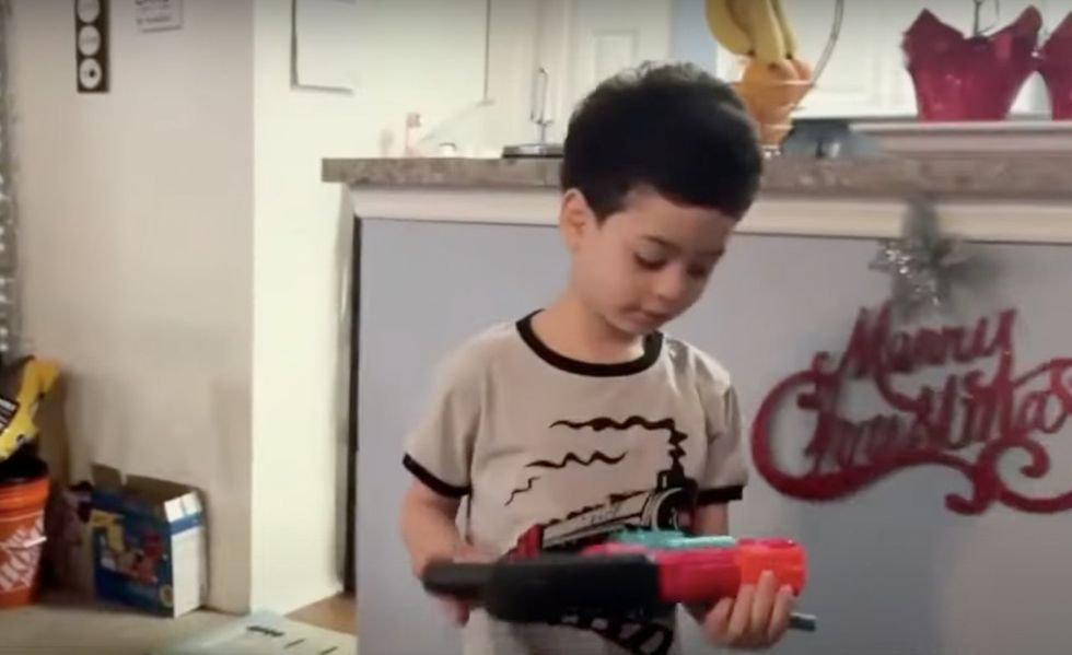 Spirit Airlines places 6-year-old boy on wrong flight — and panic ensues&colon; 'Where is my grandson&quest;'