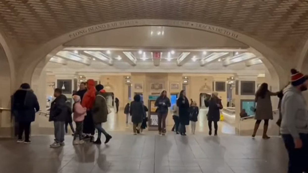 Criminal allegedly stabs 2 teens at Grand Central Terminal while shouting racist remarks: 'I want all the white people dead'