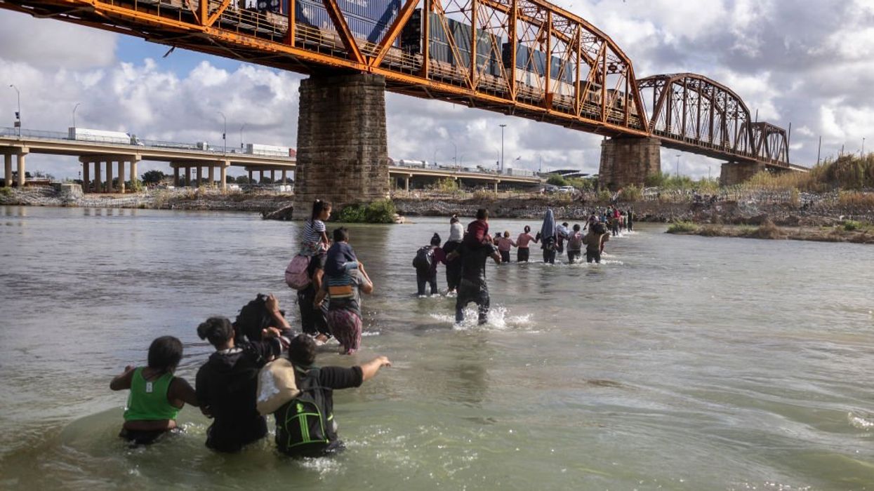 Biden admin effectively fast-tracks interview process for Chinese migrants illegally crossing southern border: Report