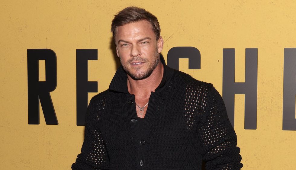 'Reacher' star says he imitated his crime-fighting character while on date with his wife and seeing crook breaking into car