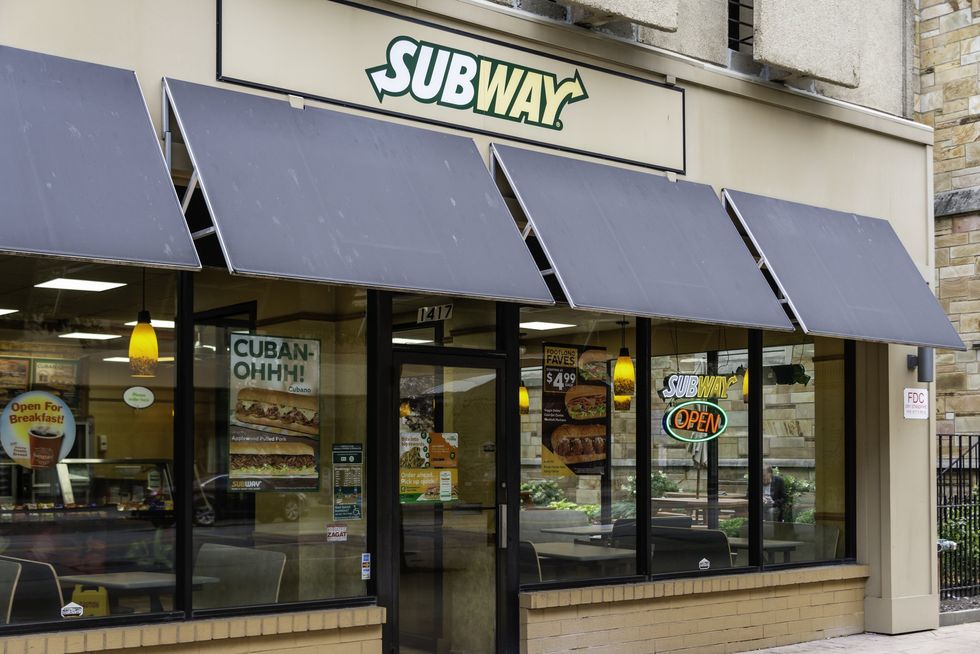 Subway customer allegedly struck employee with sandwich after it wasn't cut in half