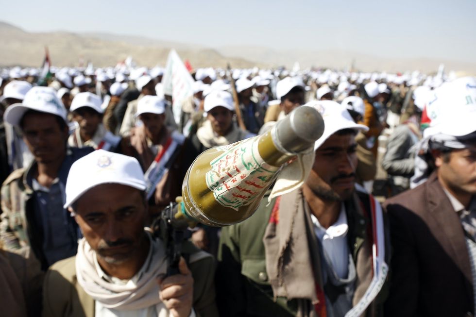 US embassy in Iraq reportedly under attack in response to US airstrikes on Houthi rebels in Yemen