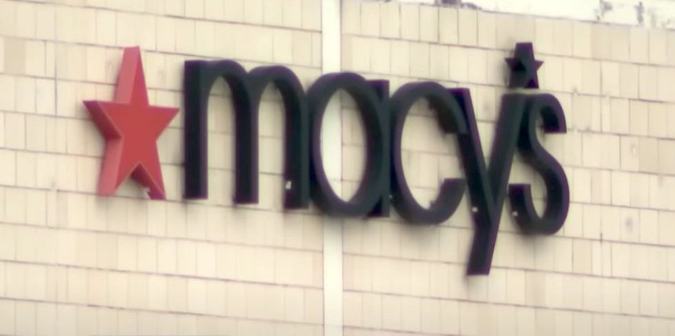 Shoplifter bites security officer and abandons his 11-year-old boy in Atlanta mall parking lot‚ police say