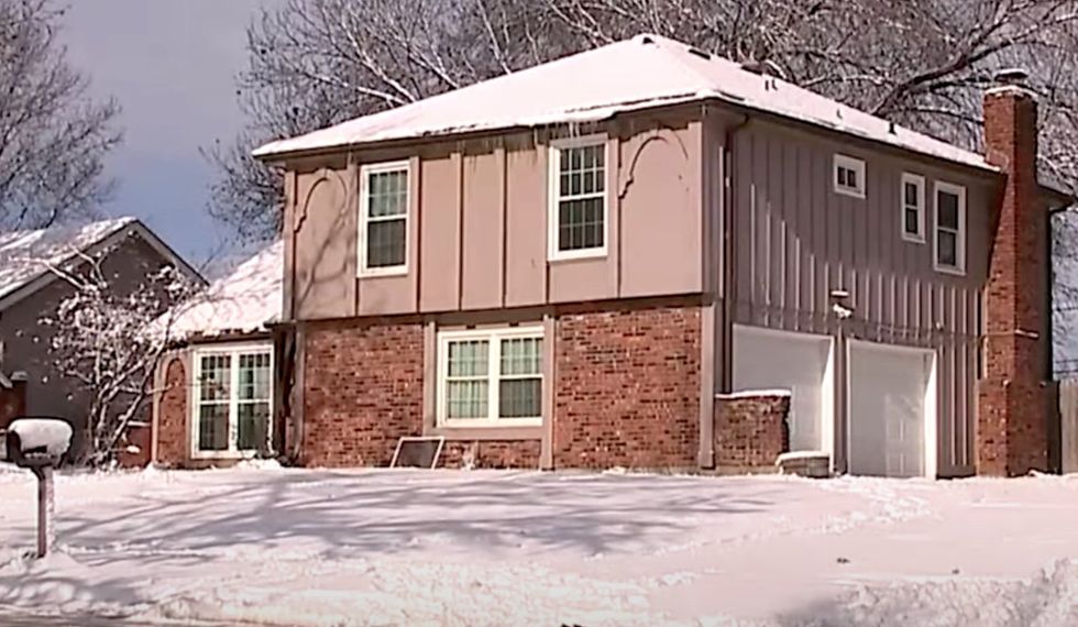 Homeowner reveals new‚ bizarre details in deaths of 3 KC Chiefs fans at his home‚ including presence of 5th person