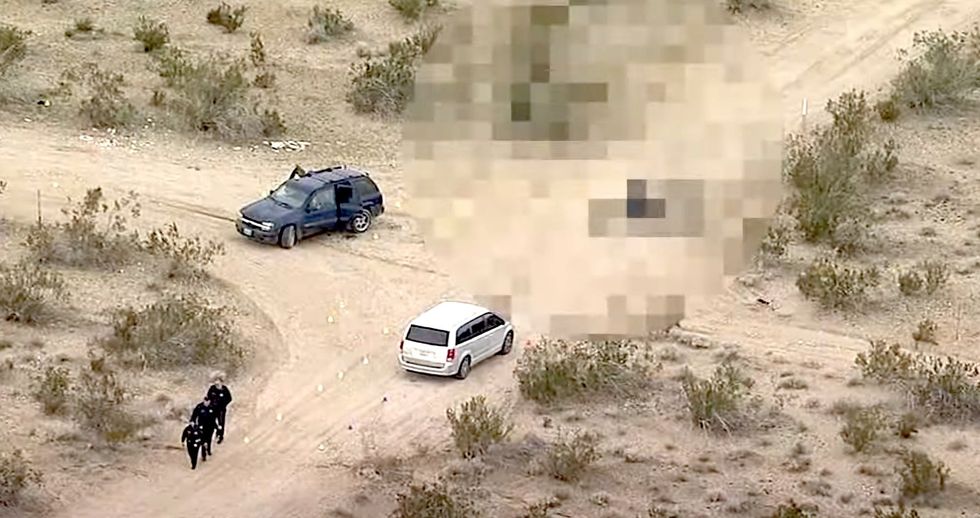 6 people found dead in remote area of California desert‚ car nearby was reportedly shot up‚ bodies torched