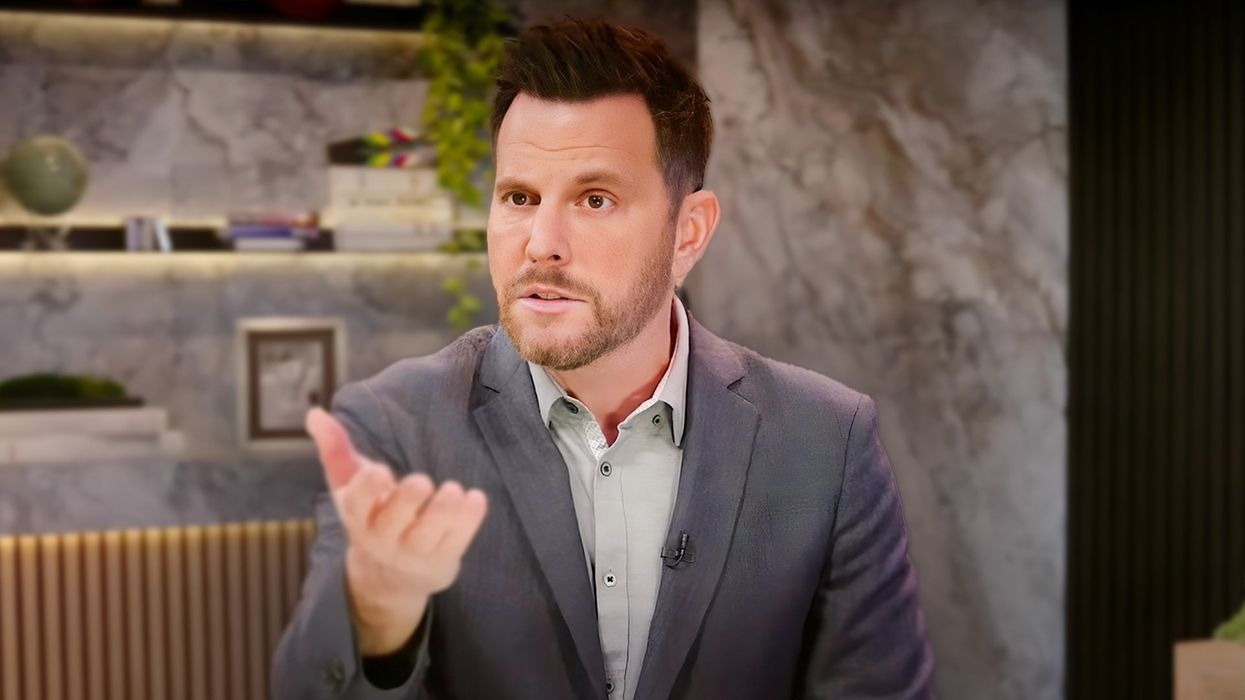 ANOTHER major US airport is now overrun by illegal immigrants