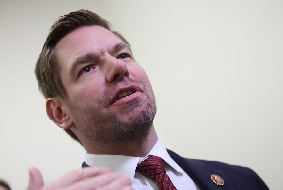 Eric Swalwell blasts 'soft on violent-crime prosecutors' for allowing people to endanger children