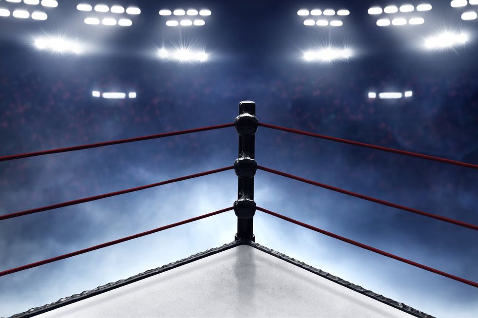 Former Wrestlemania star named as suspect in hours-long standoff with police after fatally shooting his wife