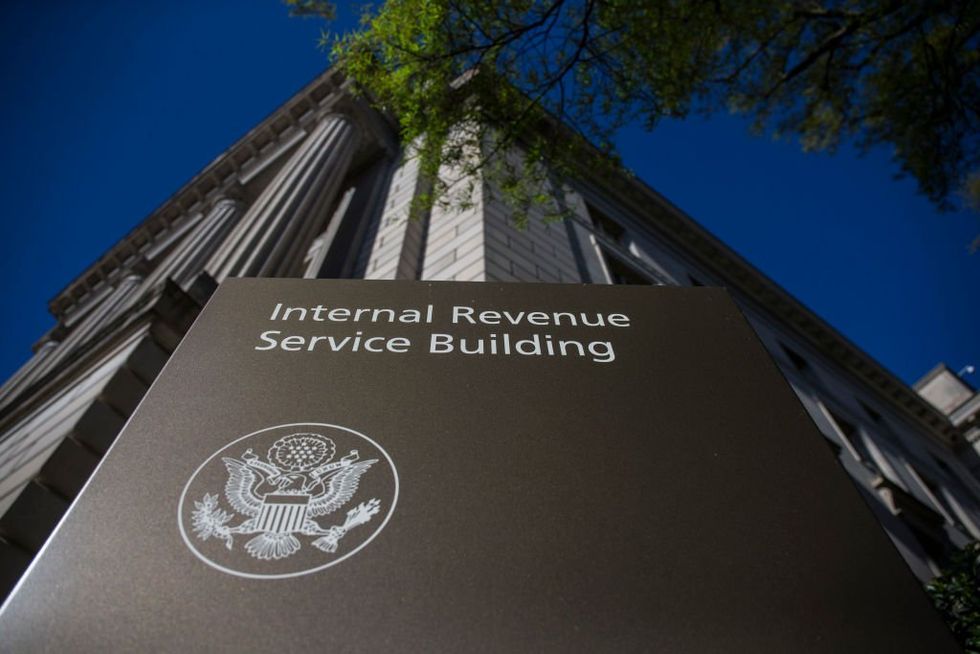 IRS warns Americans that early 2024 tax returns are down a whopping 29% from last year‚ but experts remain optimistic