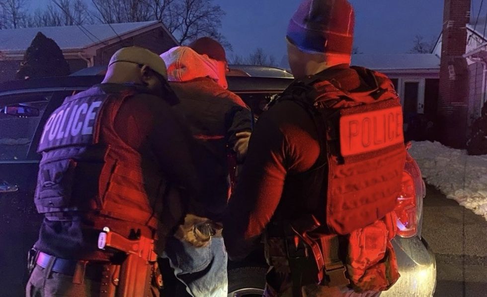 After Rhode Island court suspends most of illegal alien's 5-year child sex offense sentence‚ deportation agents nab him