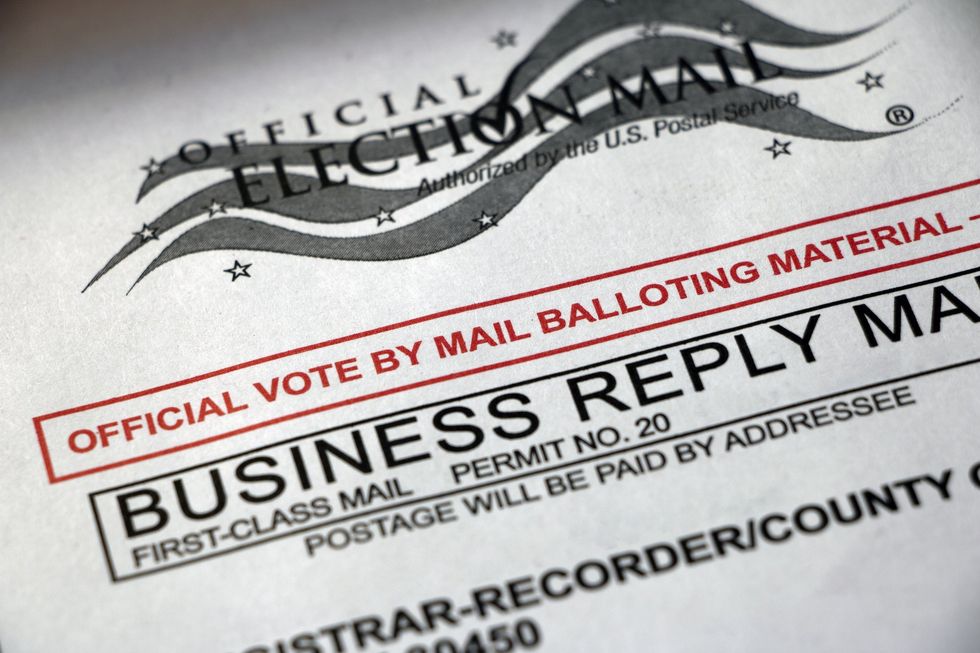 Progressive 'Democratic insider' candidate for Cook County state's attorney closes gap after 10‚000 mail-in ballots found in Chicago