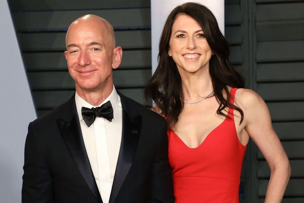 MacKenzie Scott‚ Jeff Bezos' ex-wife‚ funnels most of $640 million in donations to left-wing causes: transgender athletes‚ migrants