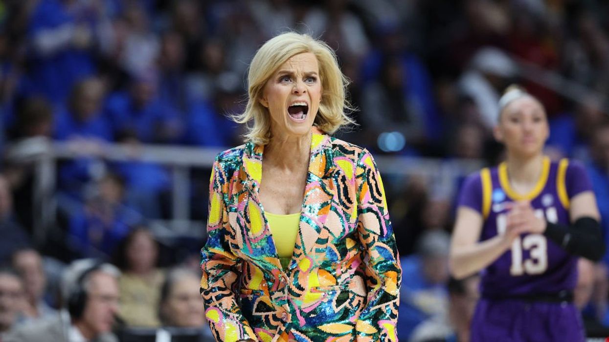 LSU's Kim Mulkey rips LA Times over a column that characterized her team as 'dirty debutantes'