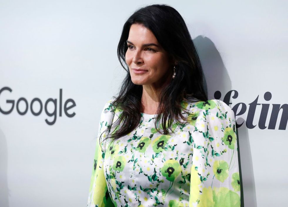 Angie Harmon says individual delivering groceries fatally shot dog