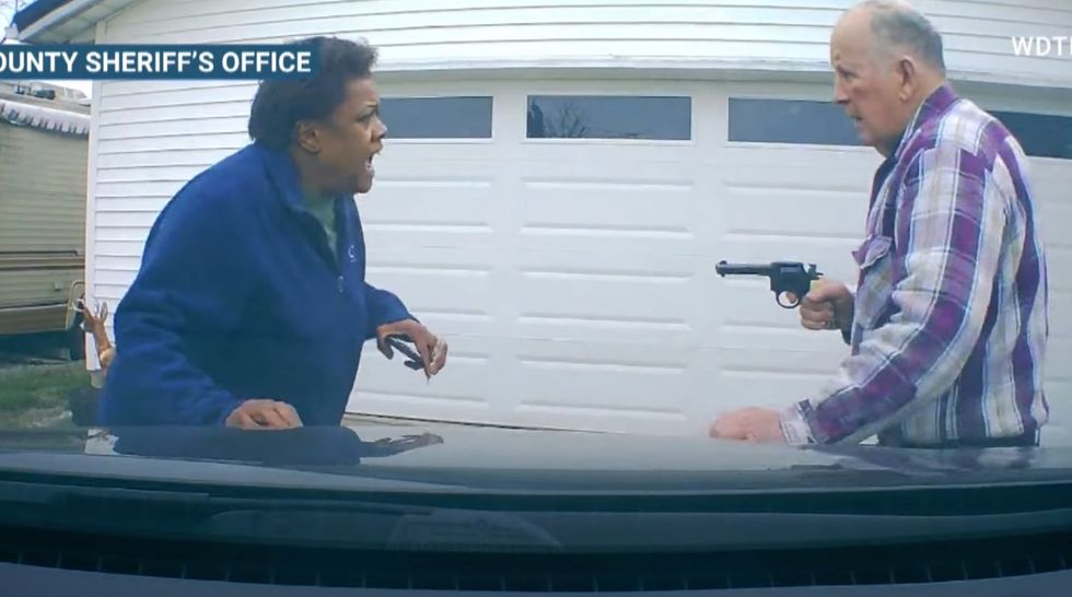 Elderly Ohio man shoots and kills woman sent to pick up ransom from phone scam‚ but police say she was just an Uber driver