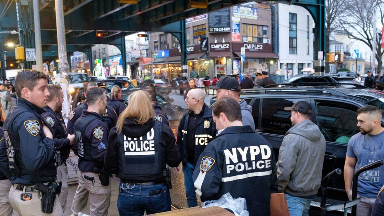 NYPD raids open-air market run by illegal migrants selling stolen goods — but makes no arrests