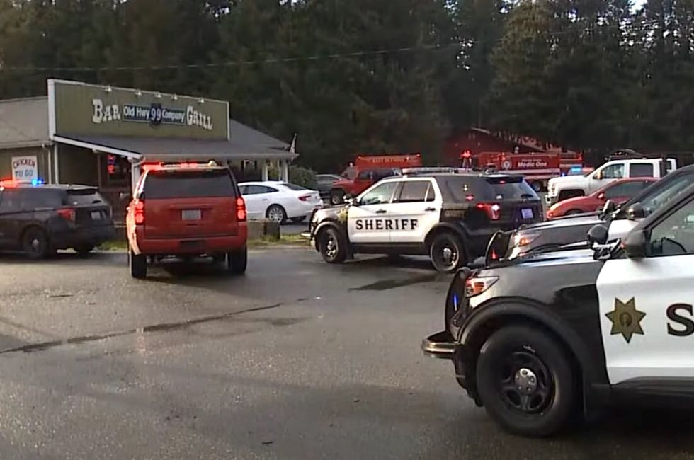 Bikers beat down man who shot and killed victim at bar during fight over ex-wife‚ Washington state police say