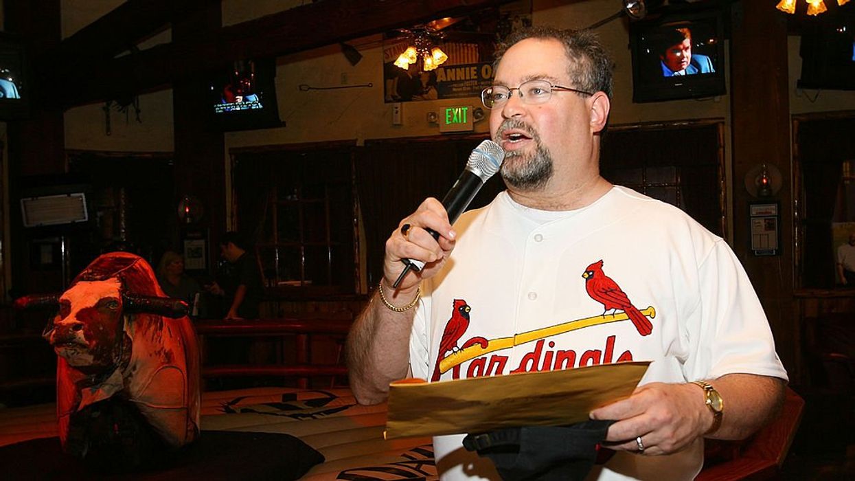 Howie Schwab,  host of ESPN's 'Stump the Schwab," dead at 63