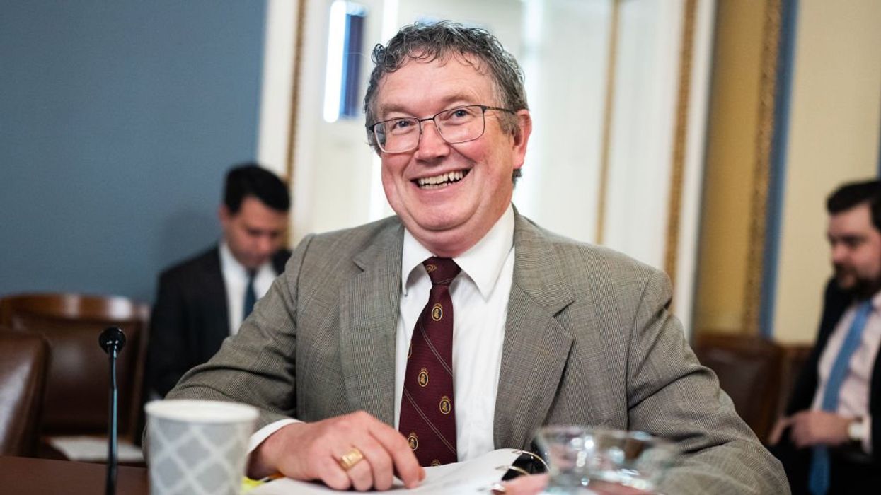 Massie says House Sergeant at Arms warned of $500 fine if he doesn't delete video post; Johnson says no fine will be imposed