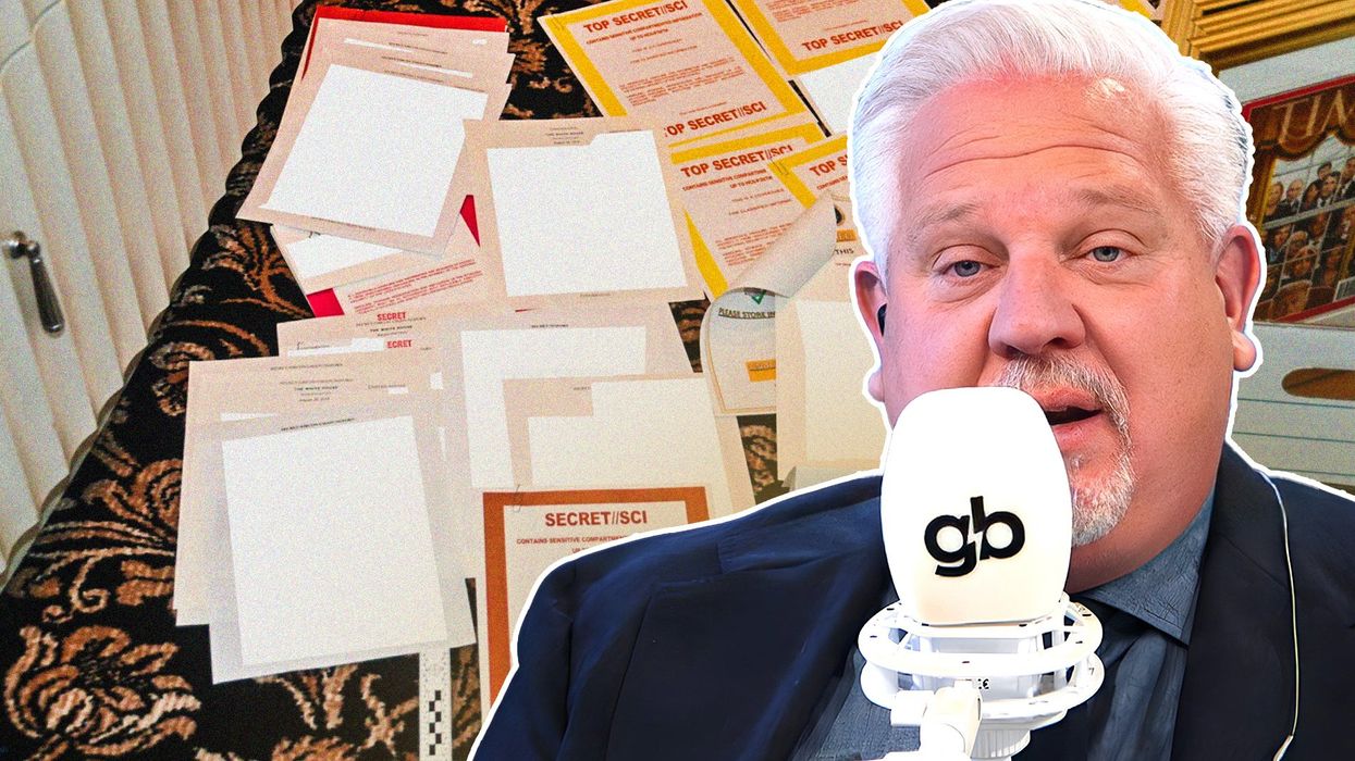 FBI agents PLANTED evidence at Trump Mar-a-Lago raid; judge postpones trial indefinitely