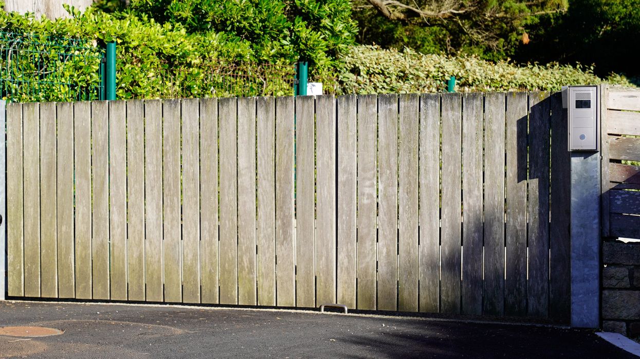Watch: Oklahoma police officer smashes through fence, makes flying tackle to apprehend suspect in thrilling bodycam video