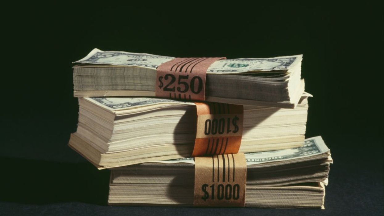 Atlanta prosecutor jailed for 7 years after stealing $15 million through PPP loans