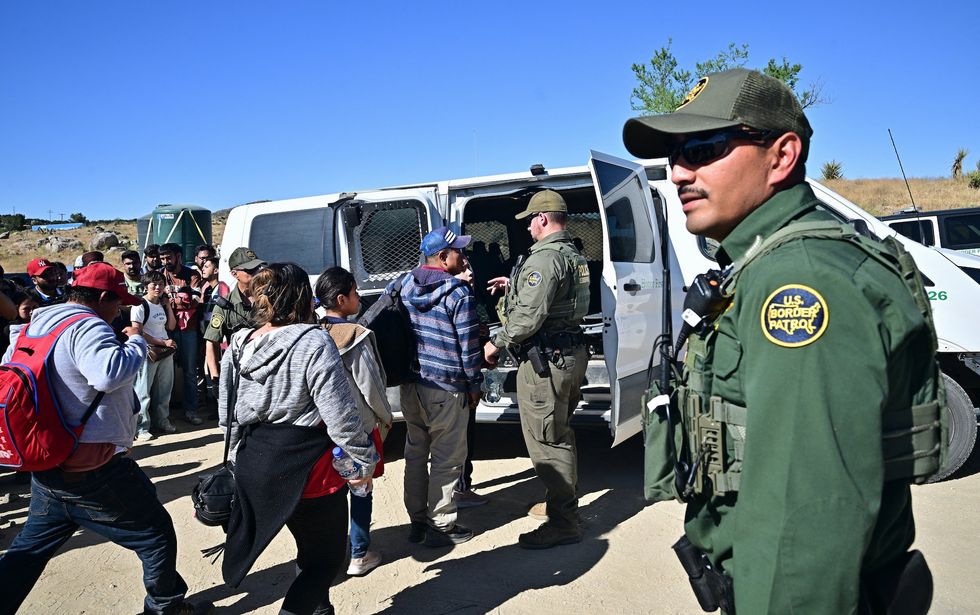 8 immigrants with possible ties to ISIS caught in sting operation after crossing the southern border