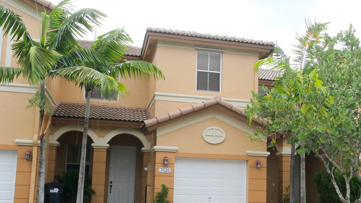 Entire HOA board resigns after outrage over vote ordering each homeowner pay $60K assessment in Florida