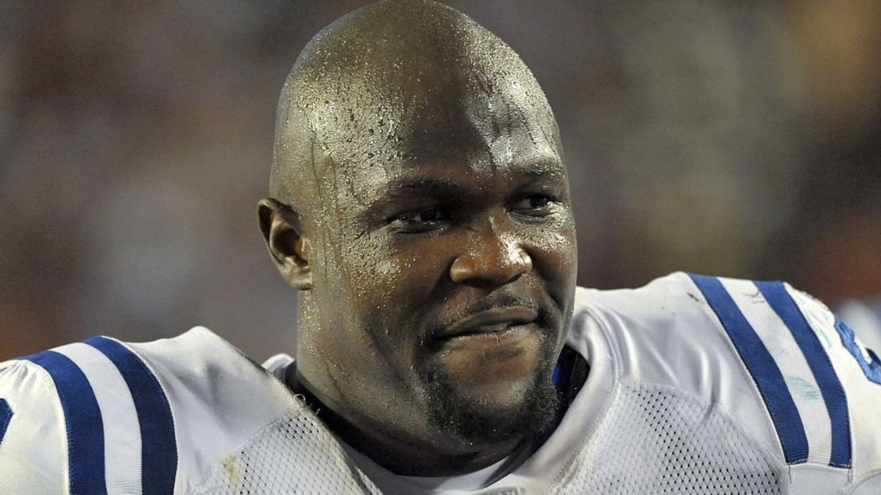 Former NFL lineman, wife arrested after accusations of child abuse