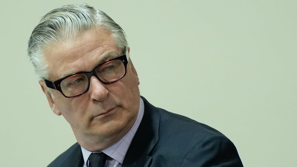 Judge tosses out involuntary manslaughter case against Alec Baldwin