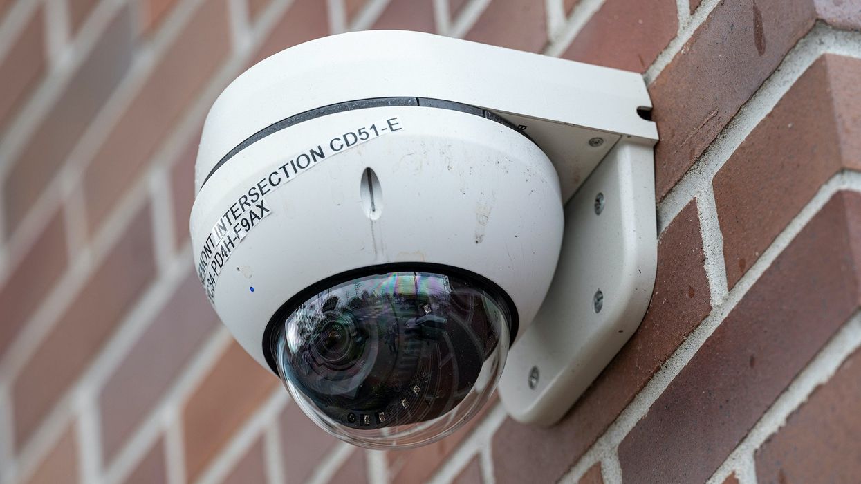 Security video shows burglar leaving bizarre note during burglary of California business