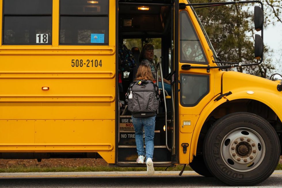 Mob of 20 illegal aliens reportedly tries to board school bus with young children: 'Really scary'