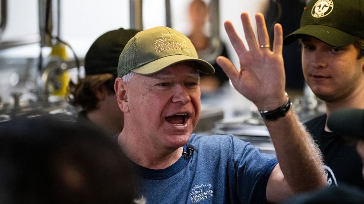 Walz walks away after he was asked about Israeli-American murdered by Hamas before rescue could happen