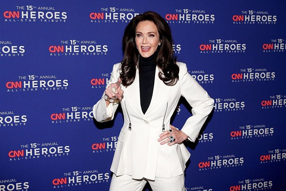 Not so heroic: 'Wonder Woman' star Lynda Carter throws sister under the bus to support Dems