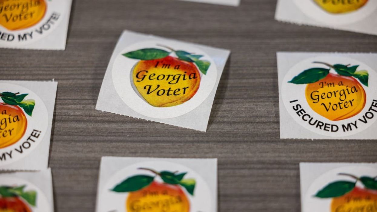 5 voting locations in Georgia receive bomb threats, voting suspended