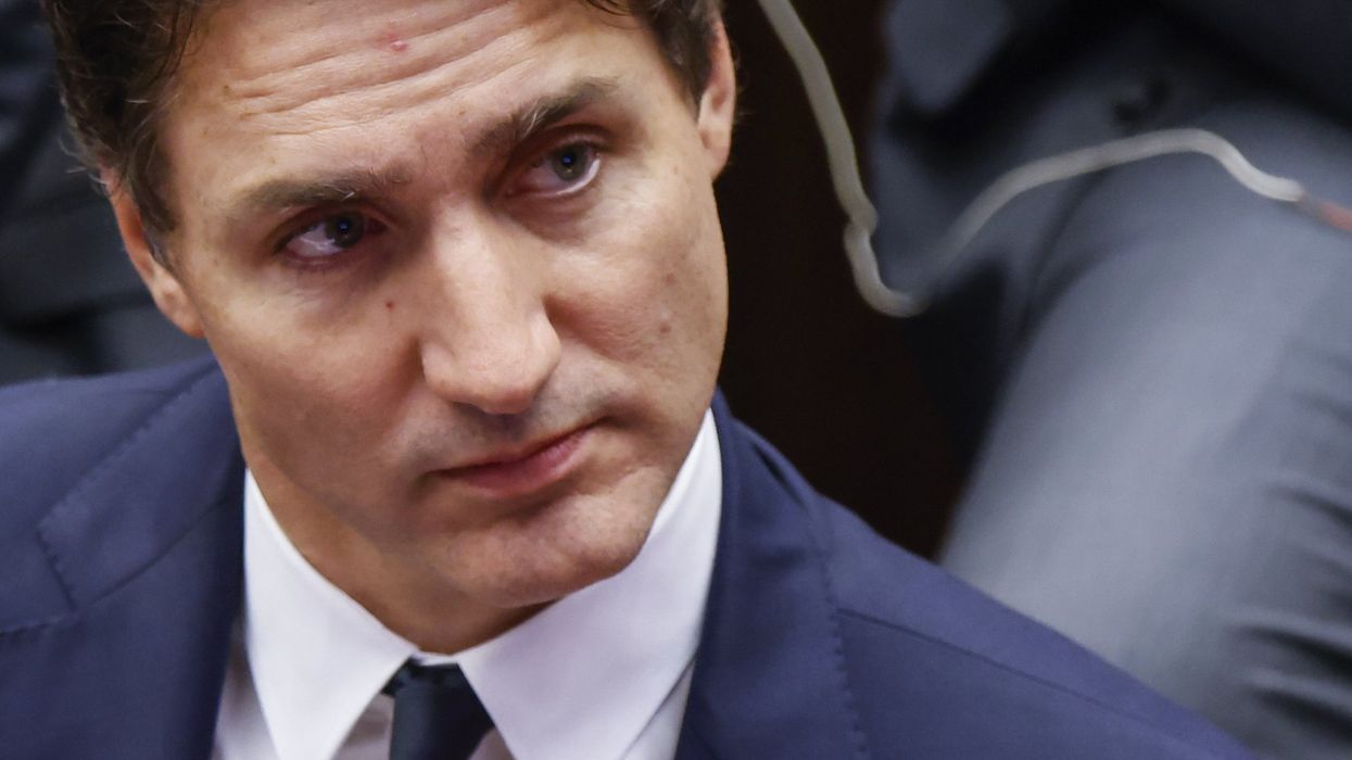 Trudeau reportedly flies to meet Trump at Mar-a-Lago after tariff threat