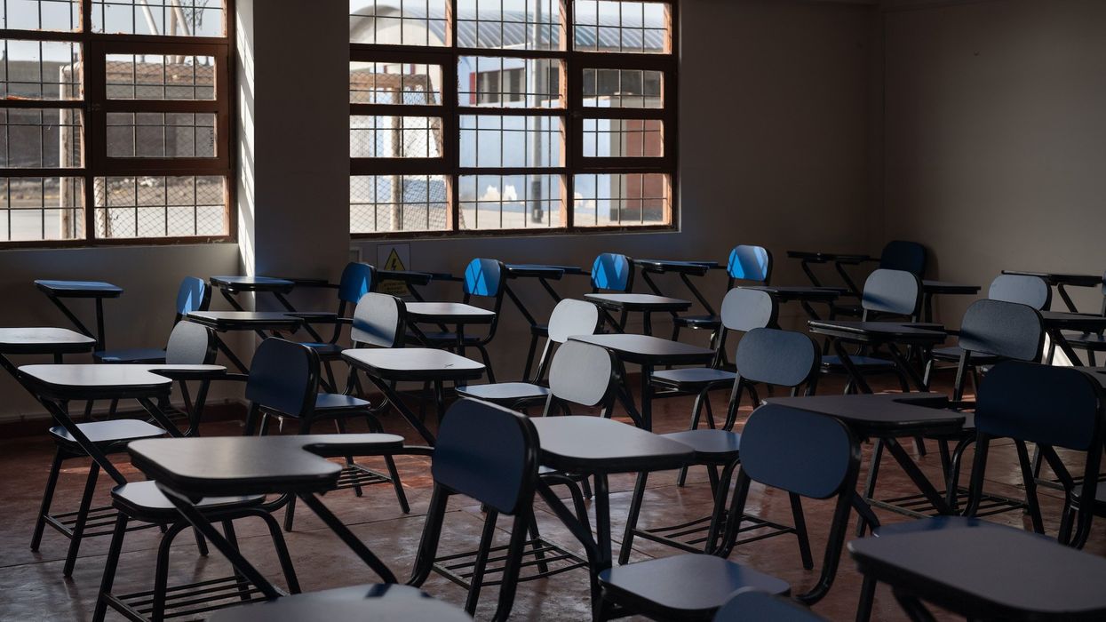 Middle school teacher arrested after students see inappropriate photos and videos on his laptop, police say