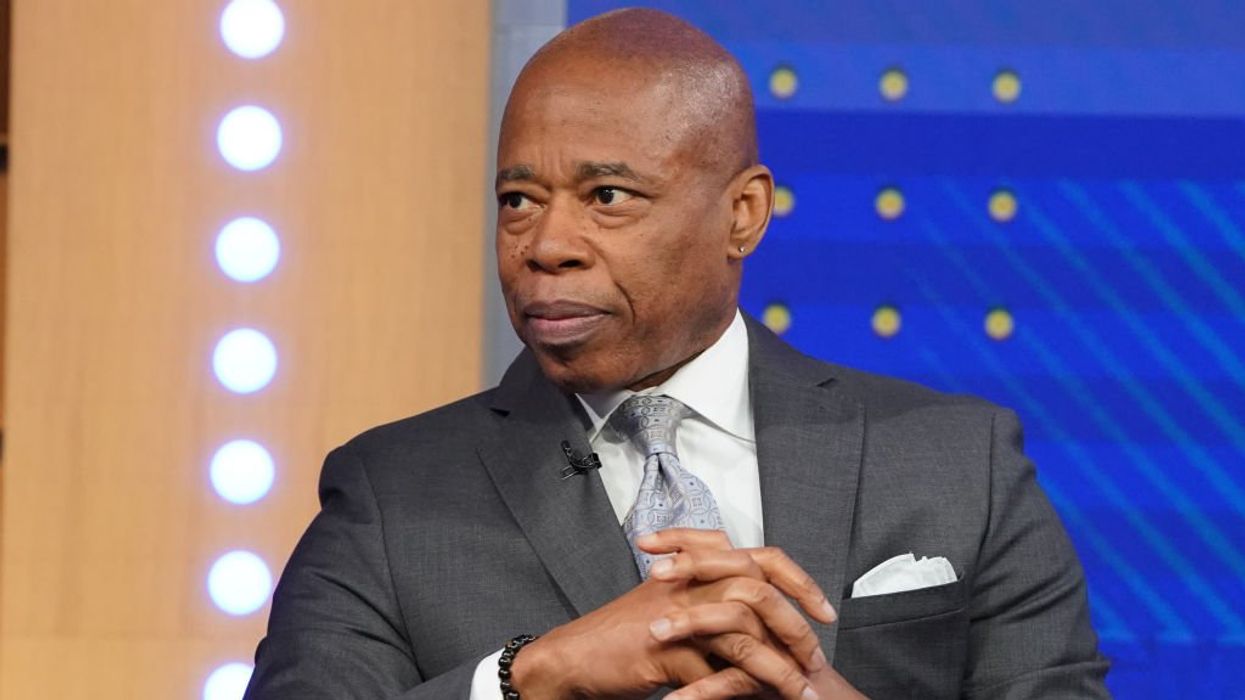 Protest ignites in NYC over Mayor Adams' deportation talks with Homan