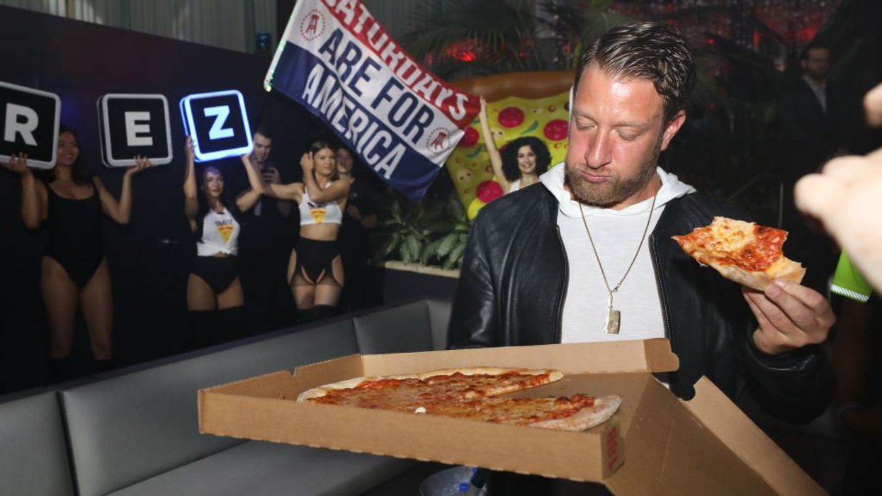 'I'm gonna cry': Barstool Sports' Dave Portnoy saves veteran-owned pizza place