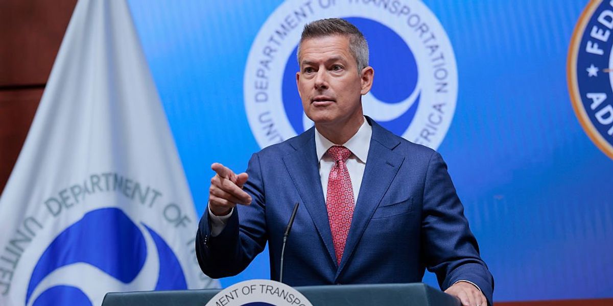 Floppy discs and copper strips: Newark failures hint at looming threat of another FAA disaster Floppy discs and copper strips: Newark failures hint at looming threat of another FAA disaster