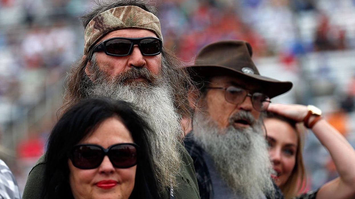 Uncle Si and friends celebrate Phil Robertson’s heavenly homecoming after a life that impacted MILLIONS