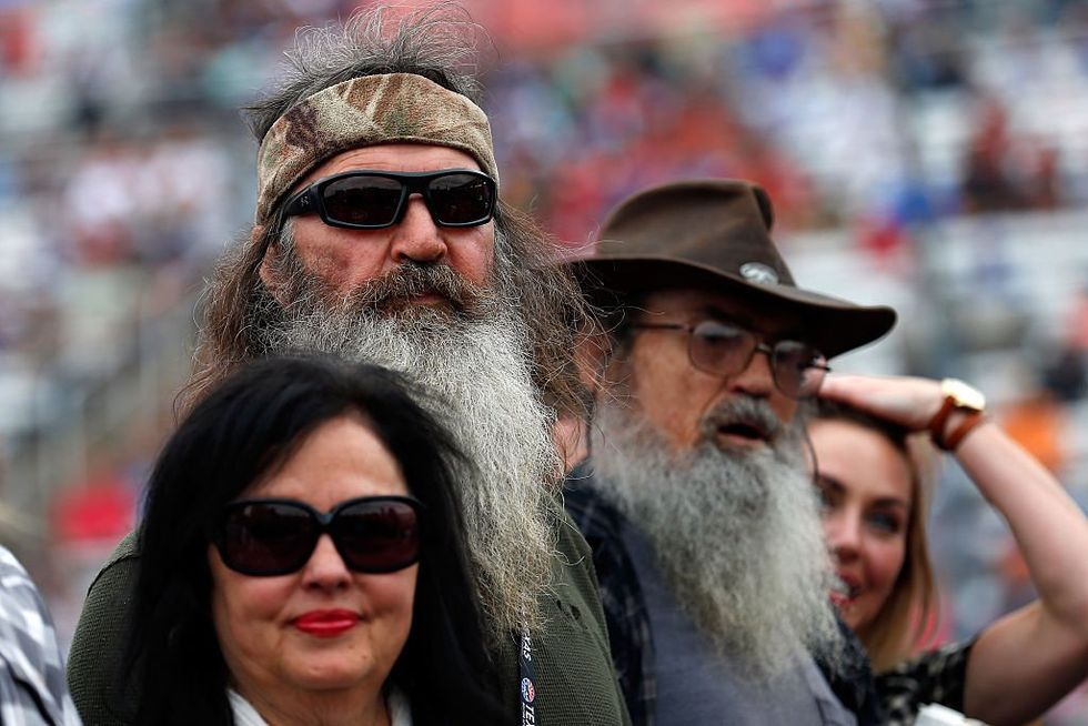 Uncle Si and friends celebrate Phil Robertson’s heavenly homecoming after a life that impacted MILLIONS