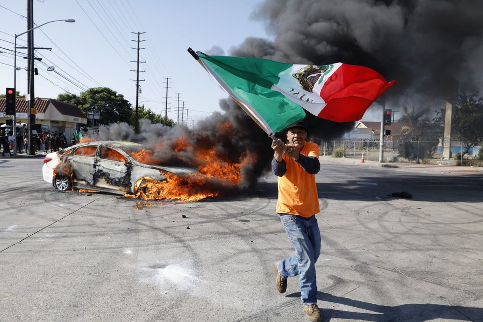 Los Angeles descends into chaos after police chief says officers will not aid ICE agents; Trump sends National Guard troops