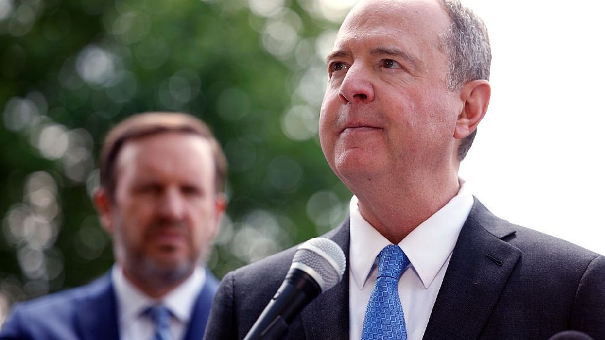 Trump drops evidence against Schiff, calls for his prosecution