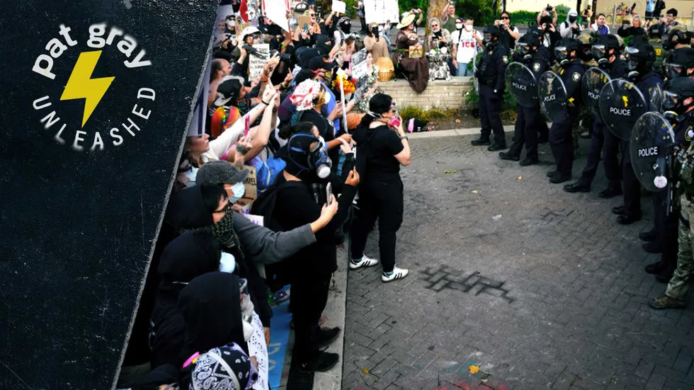 Weekend chaos in Portland: Anti-ICE protests turn violent