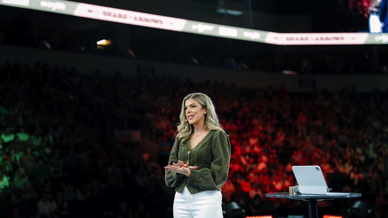 Don’t miss the Share the Arrows watch party! Countdown begins NOW