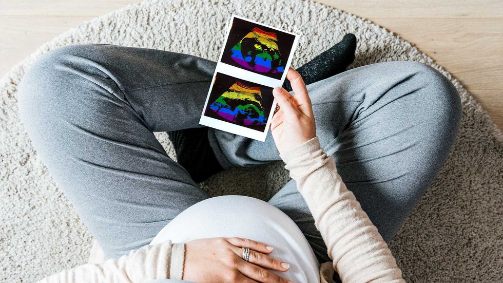 Pregnant woman reveals method to make her unborn son gay — and progressive moms cheer