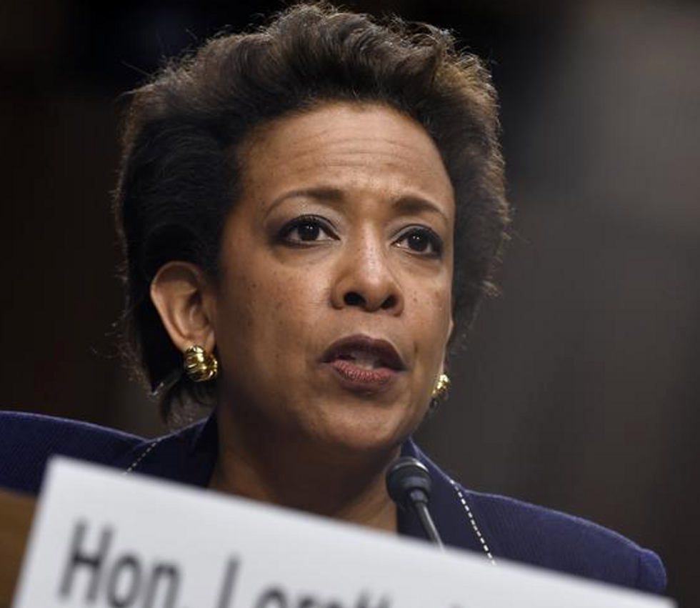 How Loretta Lynch Dodged a Key Question on Obama's Immigration Plan