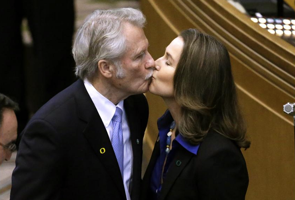 Five Things to Know About the ‘Bizarre and Unprecedented’ Happenings With the Governor of Oregon