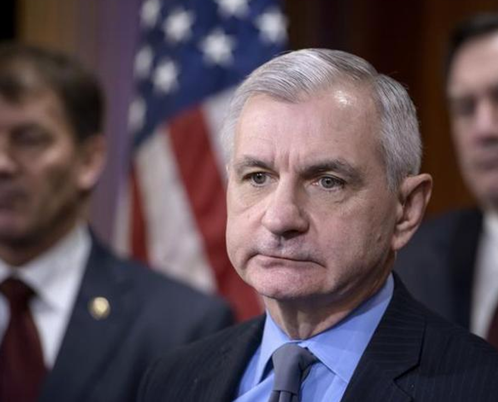 Dem says Obama's three-year time limit for Islamic State war is 'not appropriate